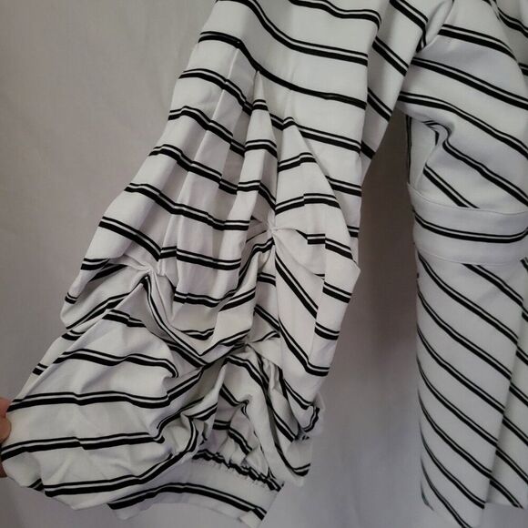 Du Jour QVC Blouse wrap side zip Sz 16 B/W stripes Rayon BOHO Chic puff playful - Picture 4 of 16